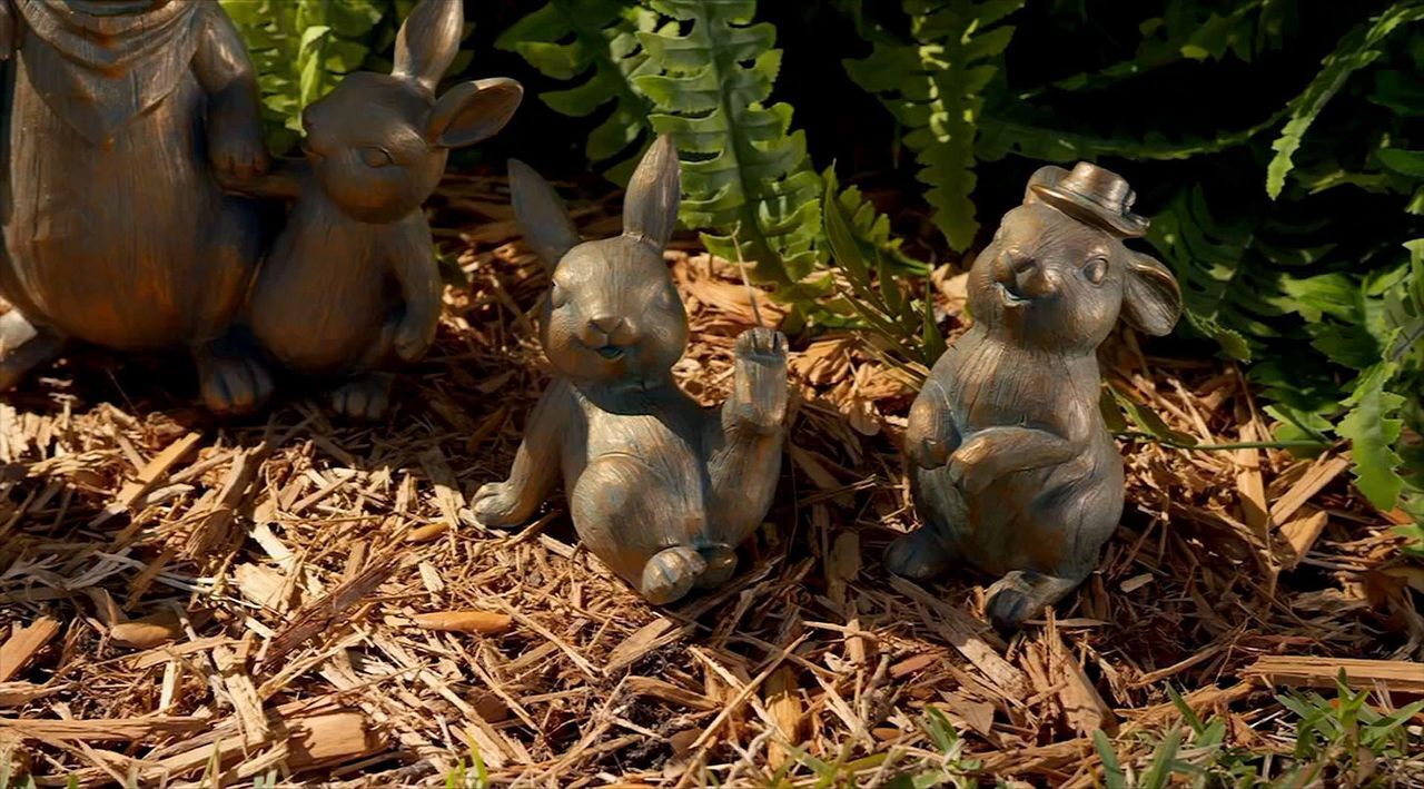Girl Next Door By Carolyn Gracie 4-Piece Animal Family Garden