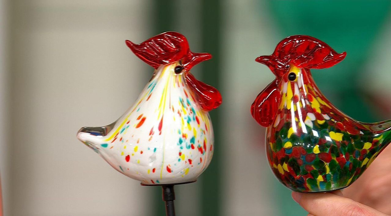 Plow & Hearth Set of 2 Blown Glass Rooster Stakes - QVC.com