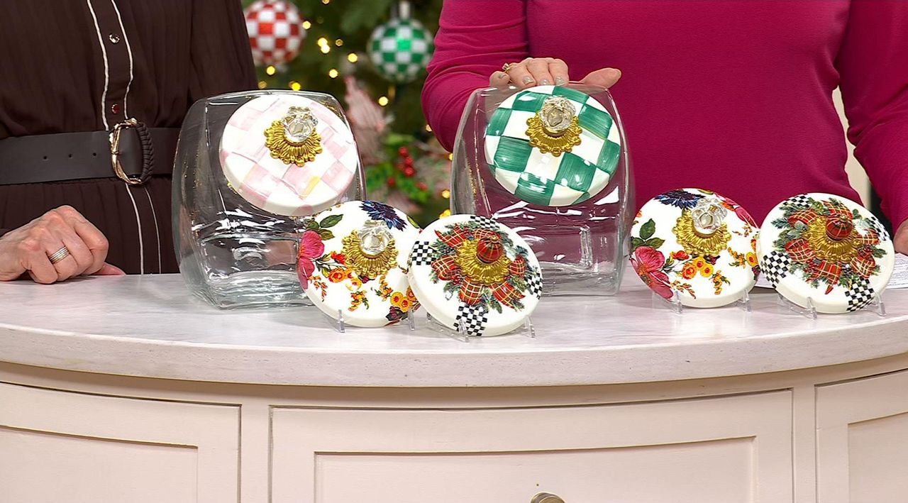 マッケンジーチャイルズ　プレゼントボックスオーナメント MacKenzie- Childs Cookie Jar and 3 Lid Set - QVC.com