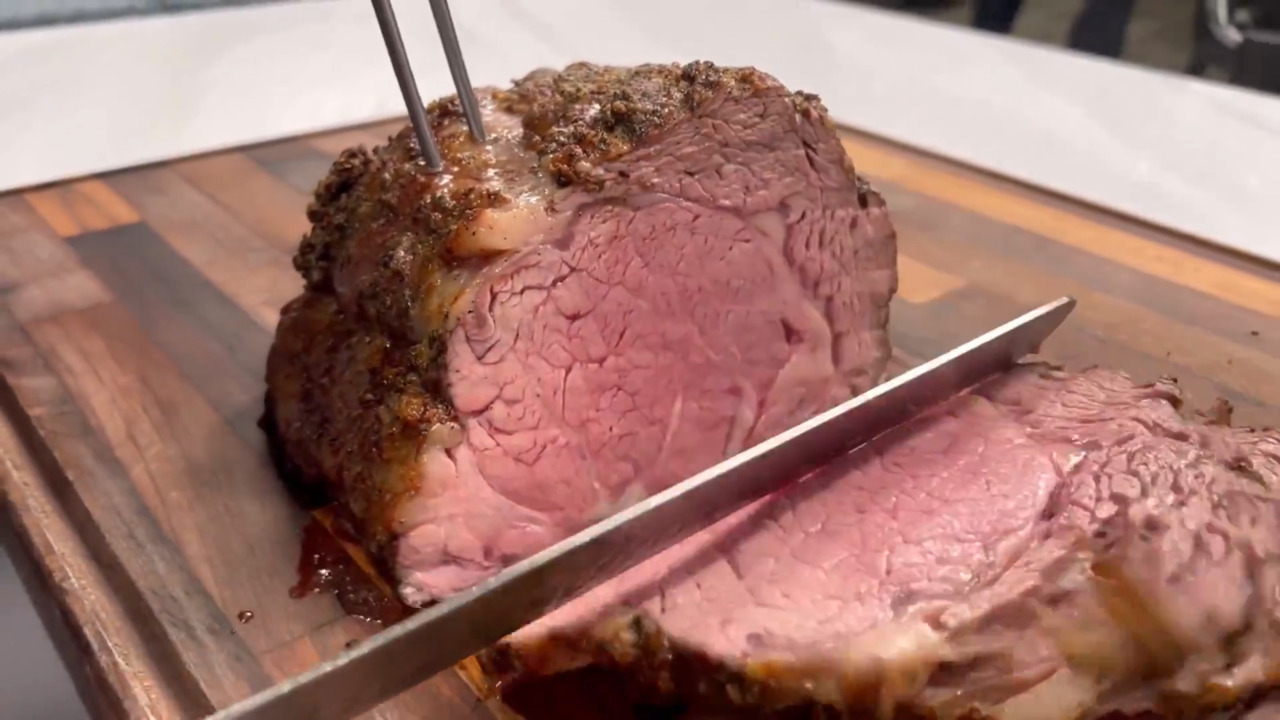 Rastelli's 4-lb Black Angus Prime Rib with Butter 