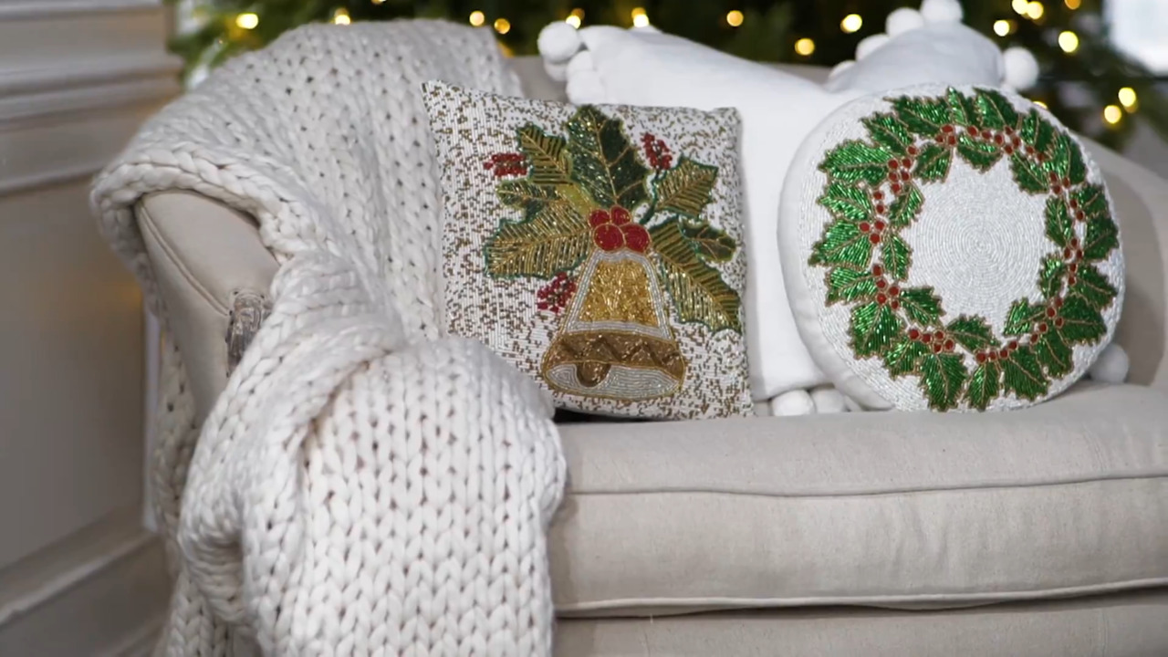 Holly Wreath Holiday Decorative Pillows