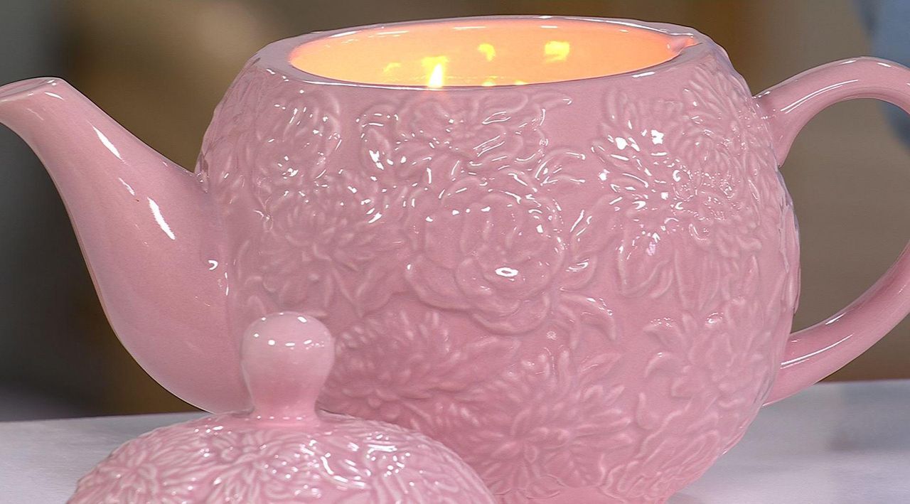 HomeWorx by Slatkin + Co. 14oz Ceramic Teapot Candle Jasmine Tea