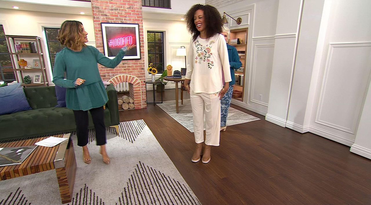 LOGO Life by Lori Goldstein 3/4 Sleeve Crew Neck Shirttail Hem Top