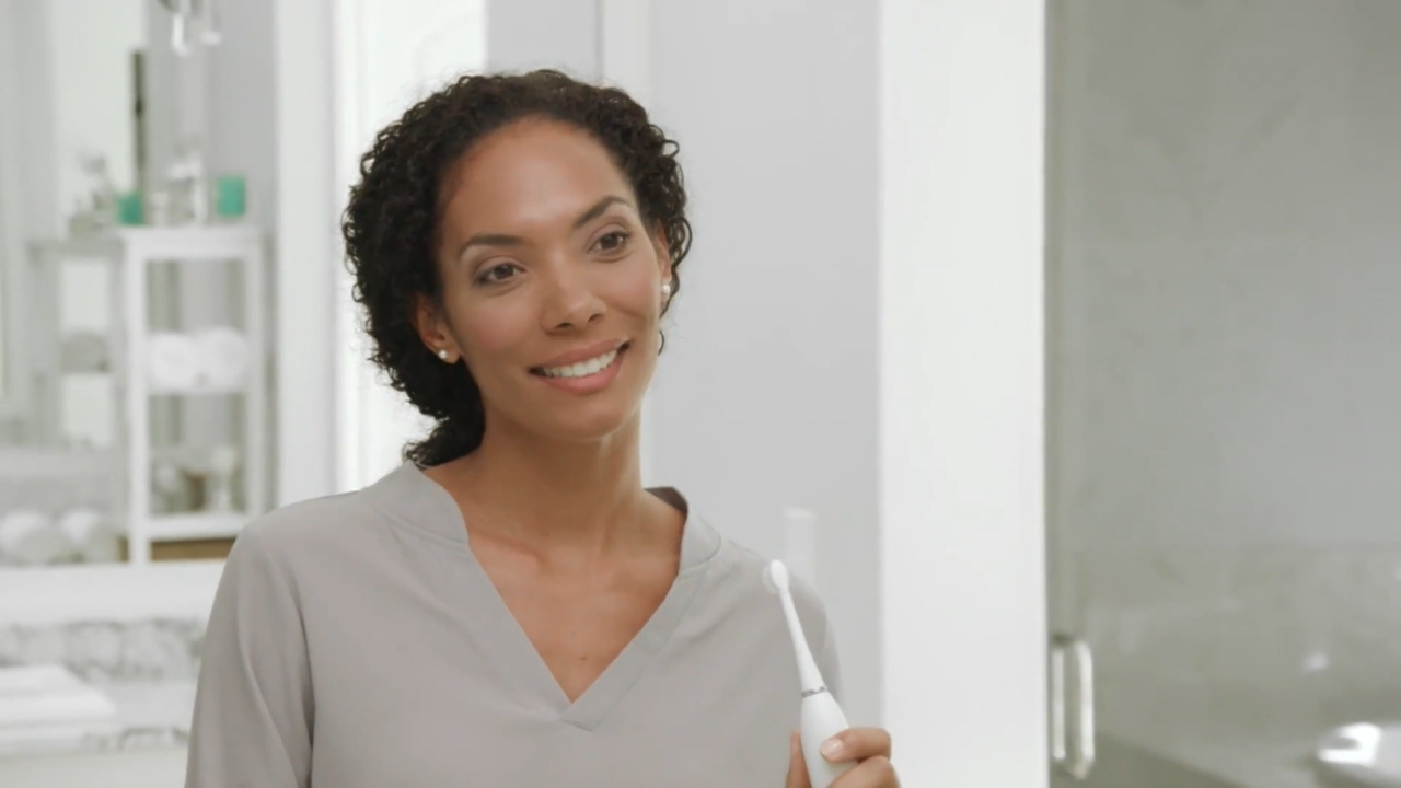 waterpik sonic fusion flossing toothbrush with 3 brush heads