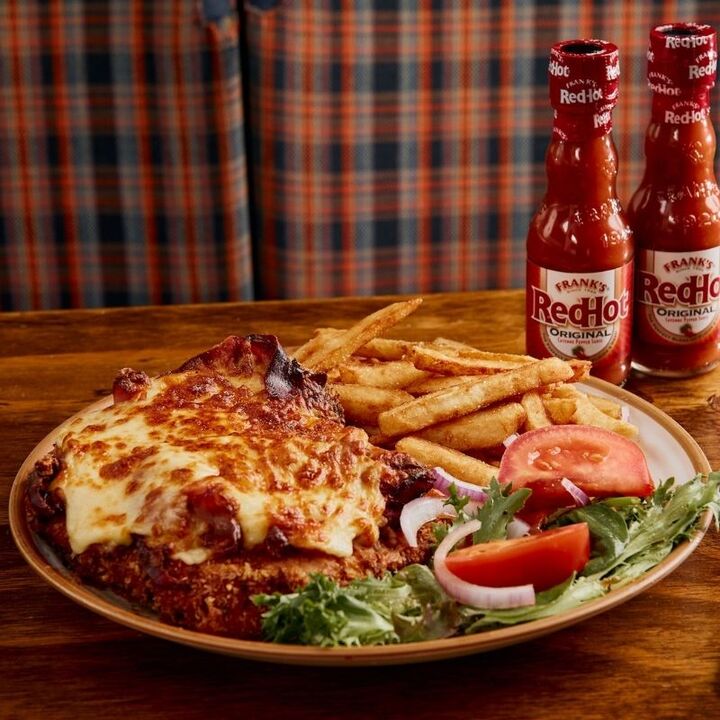 Jimmy Hurlstons Spicy Chicken Parmi