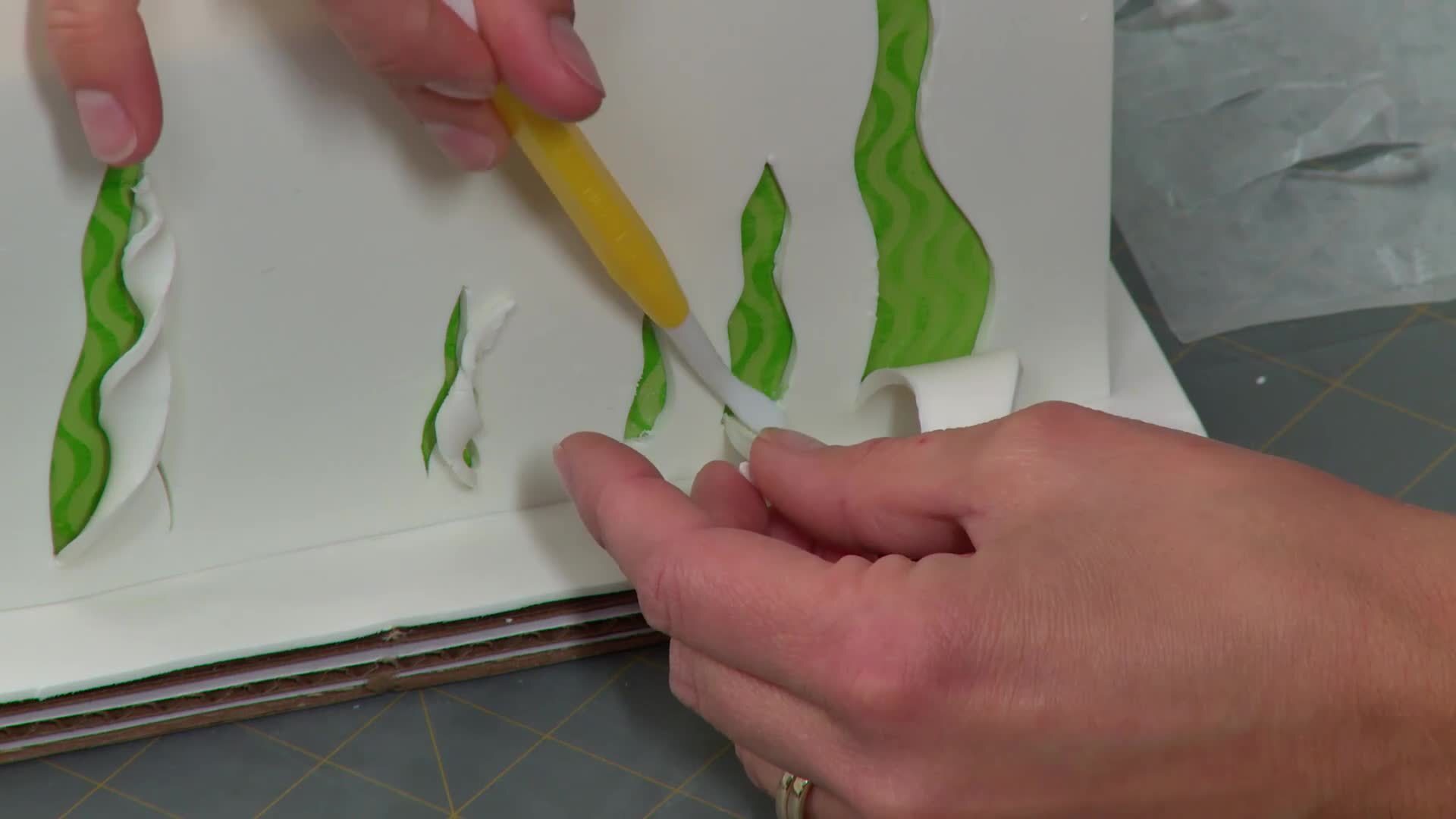 Goldfish Cake: Seaweed & Waves