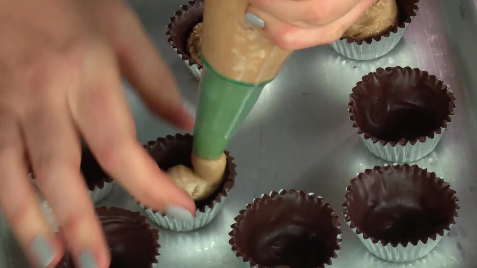 Mini Chocolate Cups