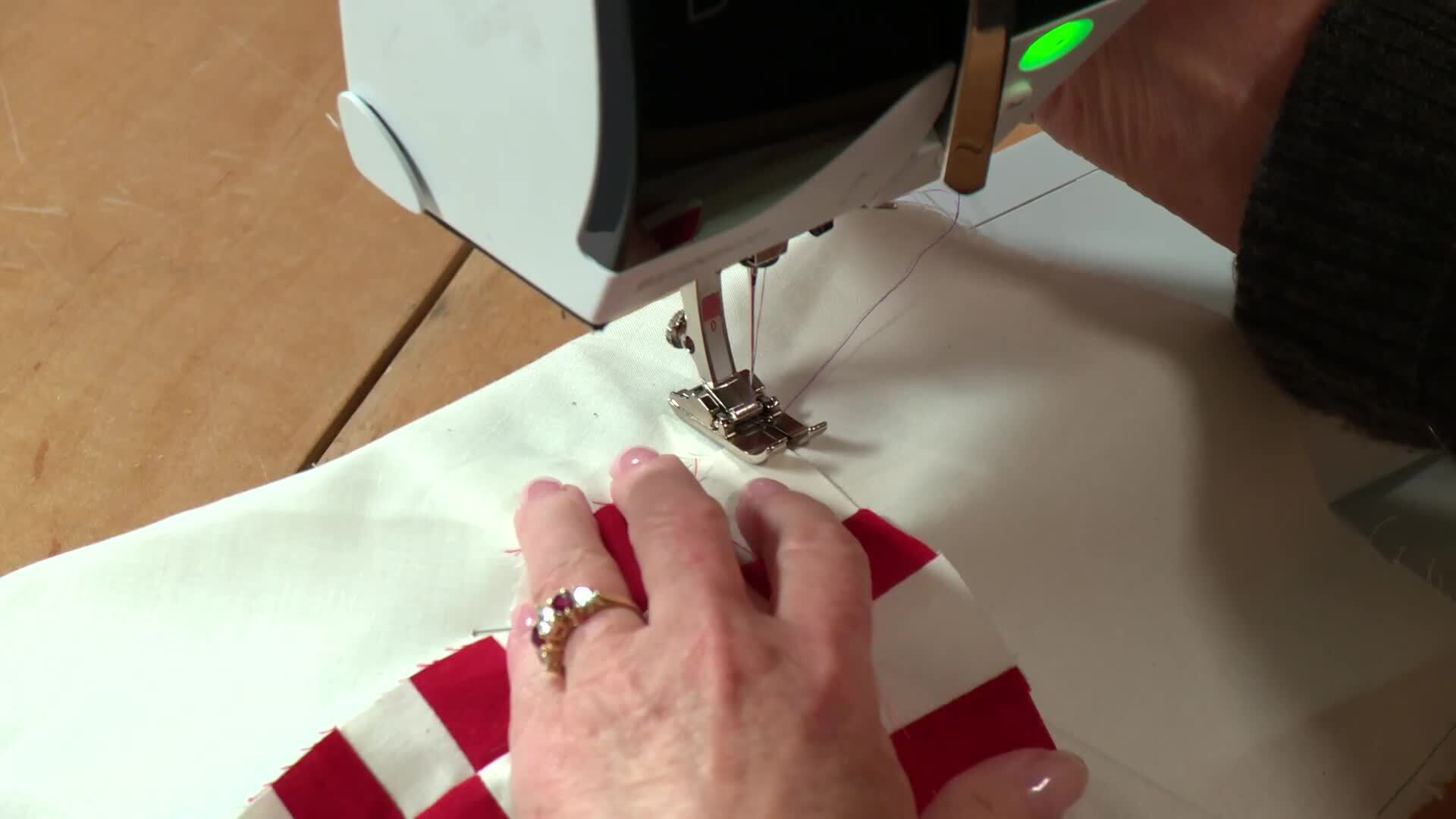 Attaching &amp; Quilting the Circle