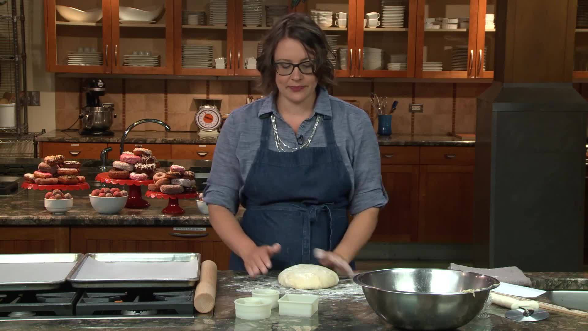 Classic Yeast Doughnuts