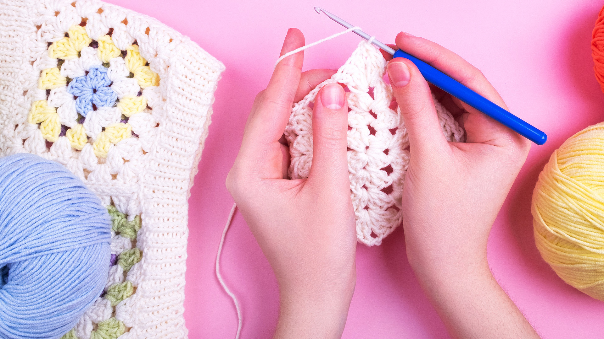 Interlocking Shell Stitch Crochet Tutorial & Video - Crafting