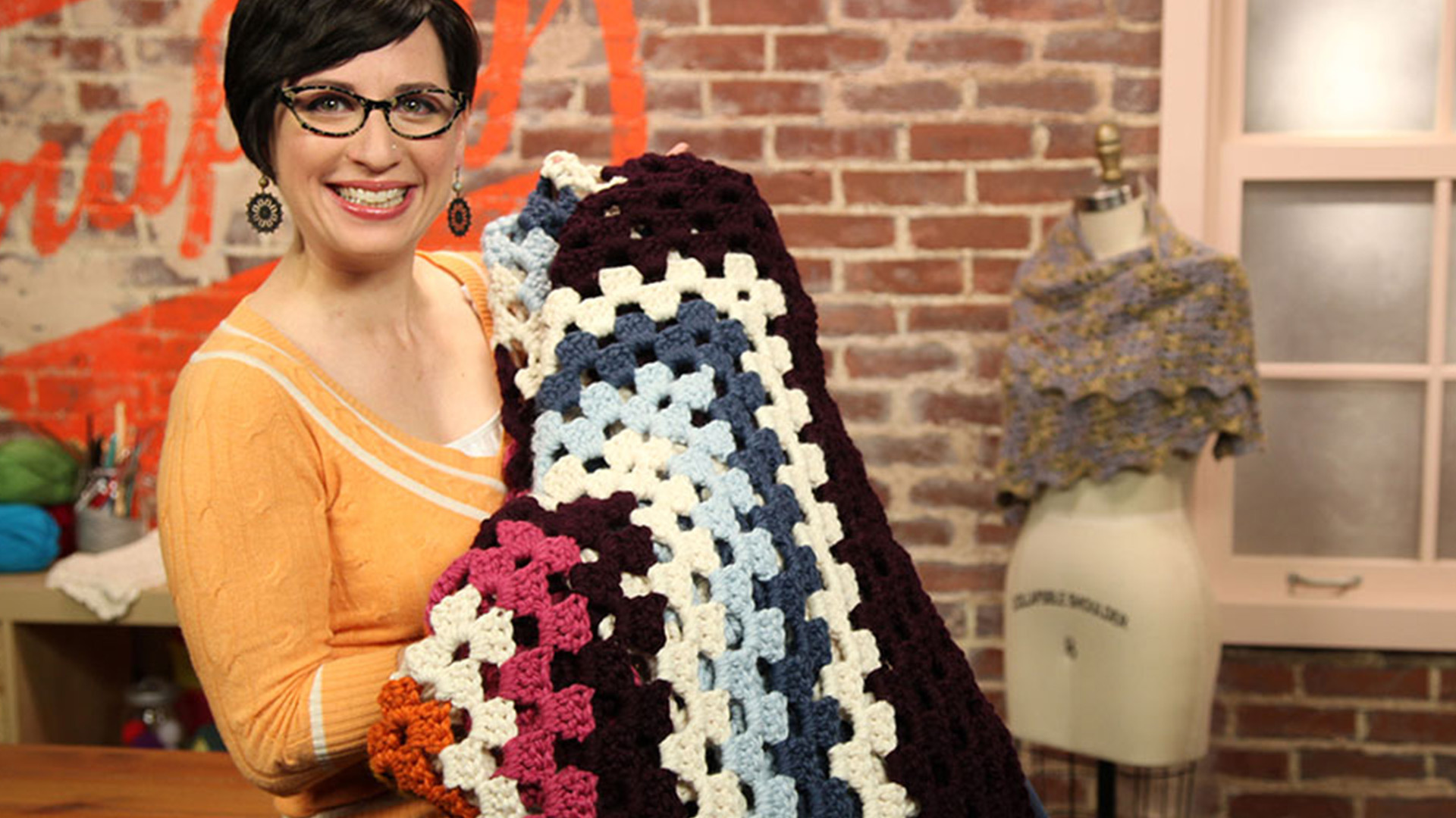  Simple Crocheting: A Complete How-to-Crochet Workshop