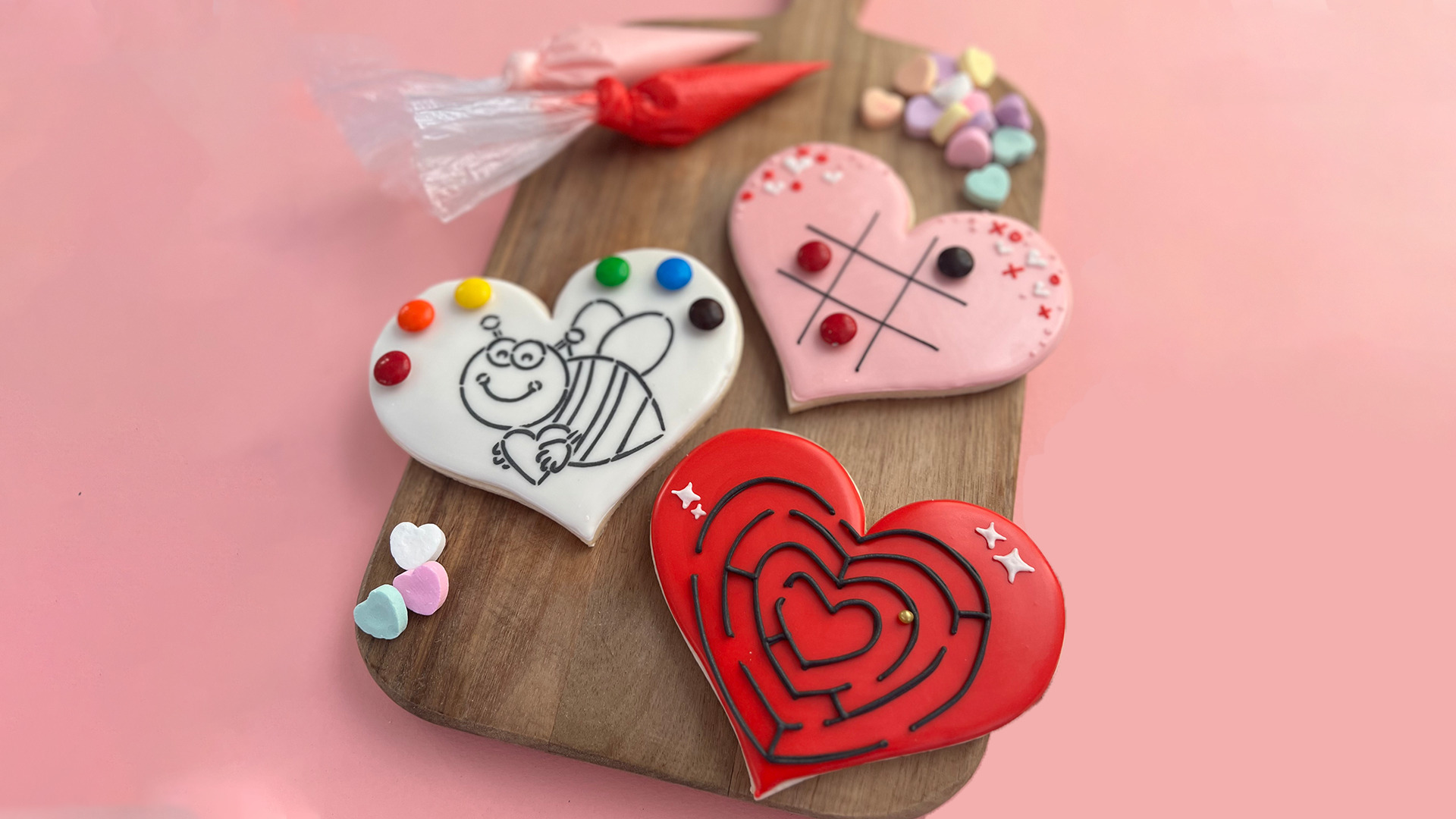 3 Interactive Valentine Cookies | Craftsy | www.craftsy.com