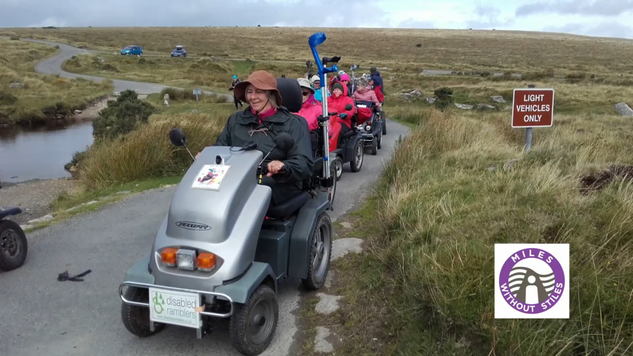 Földön, vízen, levegőben