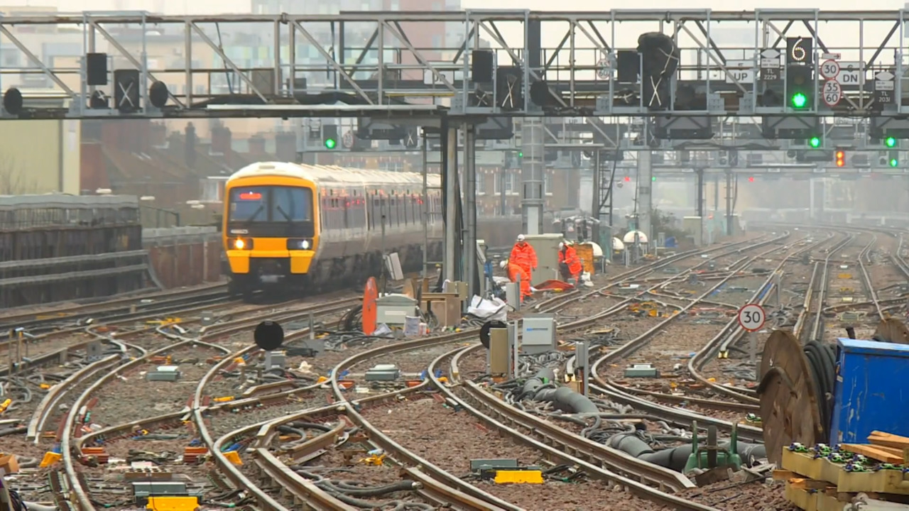 Clapham Junction és ankarai vonatbaleset