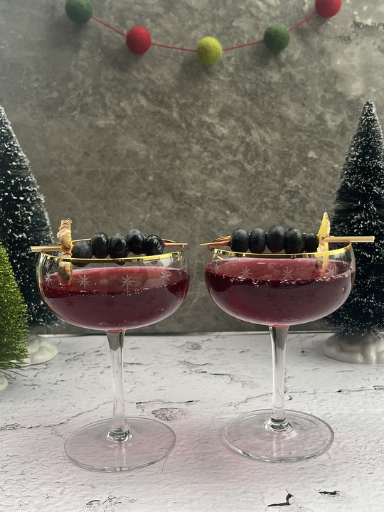 «Noël bleu»: le cocktail sans alcool qui va impressionner vos proches à Noël