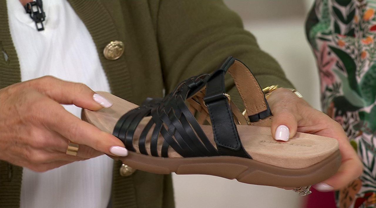 Acquista Marni Sandali bassi Sabot - Nero su Rinascente Acquista Marni Sandali bassi Sabot - Nero su Rinascente