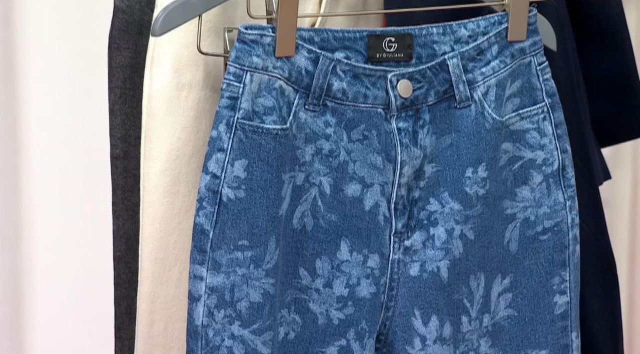 G by Giuliana Floral Laser-Print Denim Wide-Leg Jean