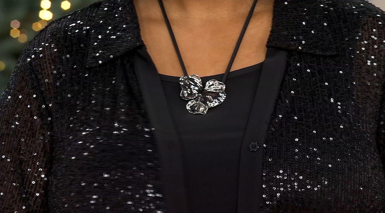 LEONARD♡トップスsize40 Leonard Sleeveless Top, Size 40 FR