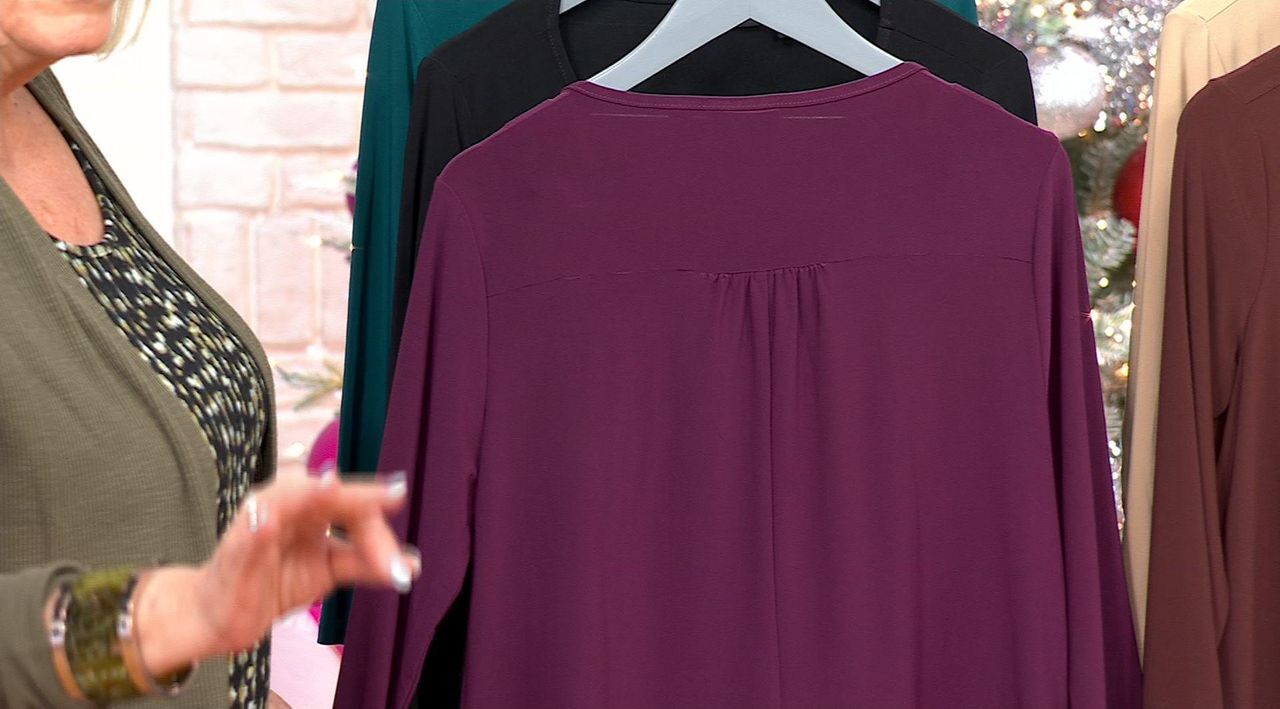 Nina Leonard 3/4-Sleeve Trim Inset V-Neck Tunic | HSN