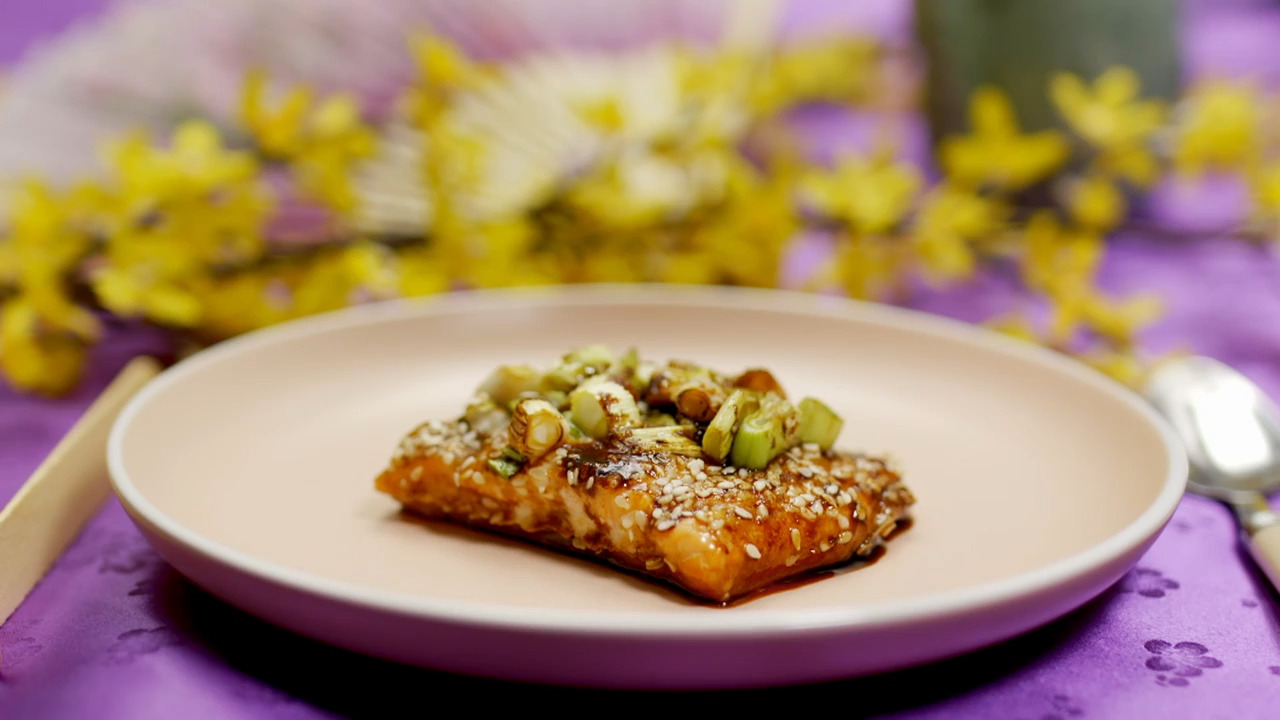 Sesame Salmon Surprise: A Flavorful Journey to South Korea