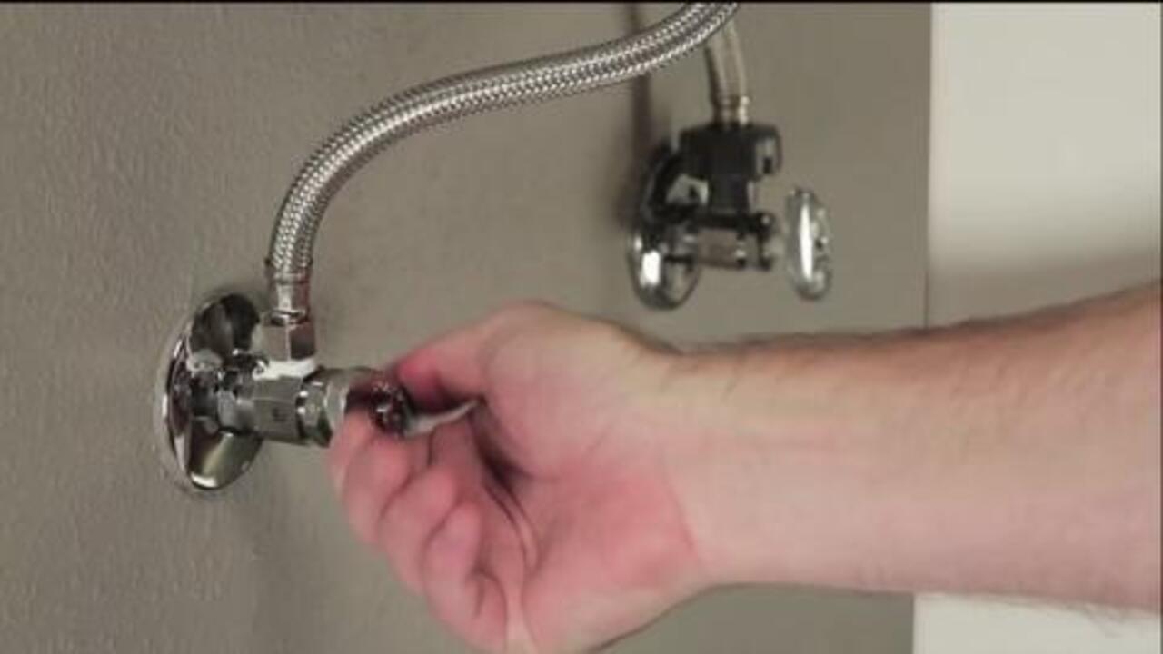 The Gripper Helps Prevent Liquid Leaks Seal 1.25 x 6 250 secure liquids