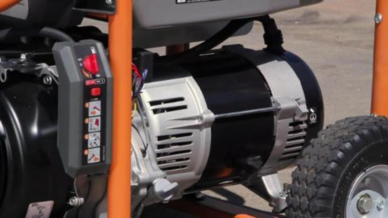 RIDGID 5,700-Watt Gasoline Powered Portable Generator with Yamaha