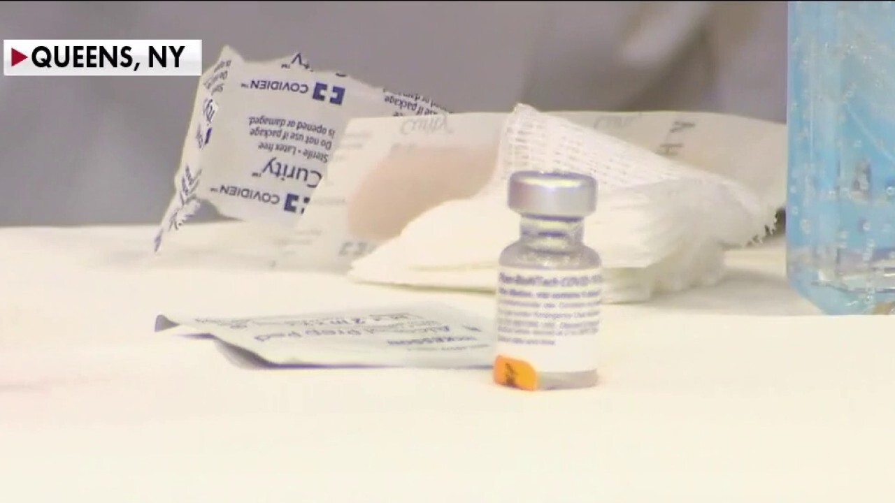 New York health care workers receiving coronavirus vaccinations