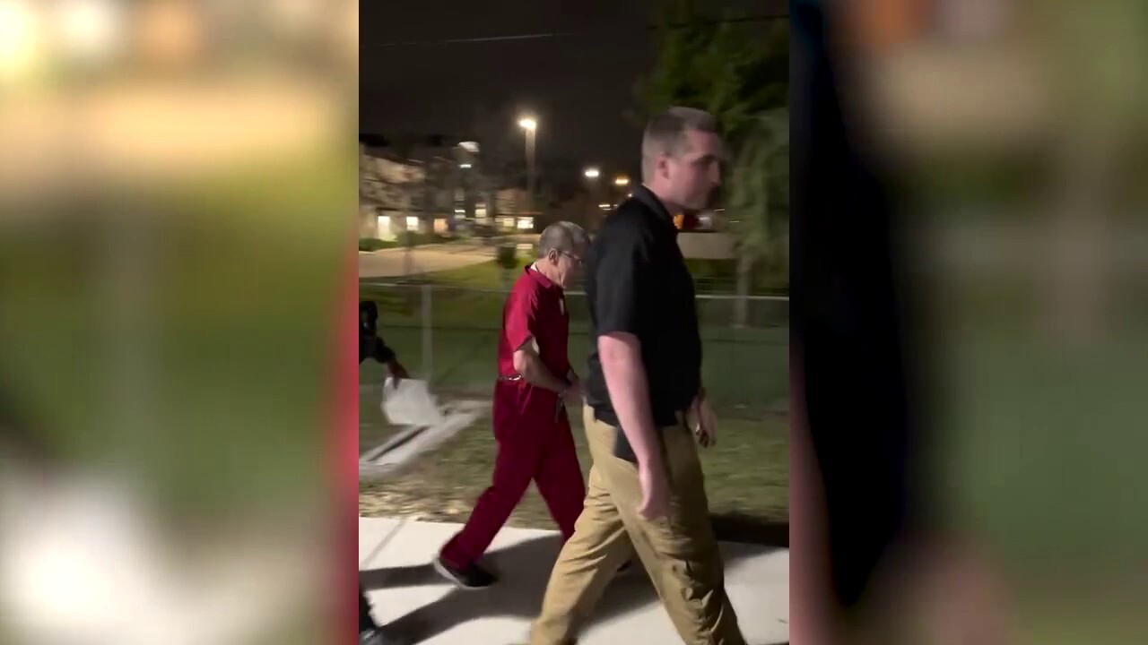 Мъж от Флорида, арестуван от властите, е обвинен в опит