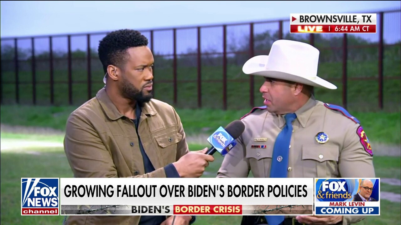 Lt. Olivarez says officials don't know who's coming across border: 'Keeps us up at night' 