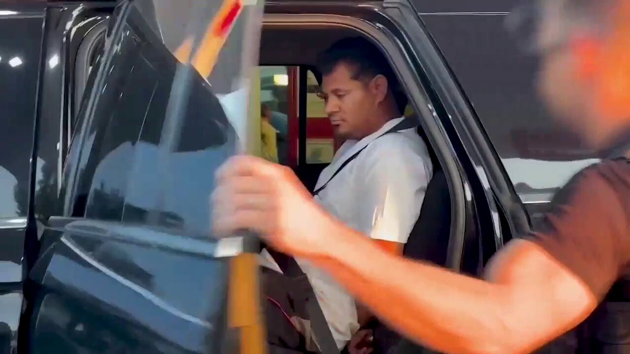 ICE agents capture suspected violent MS-13 gang member, another illegal alien after police let them slip away