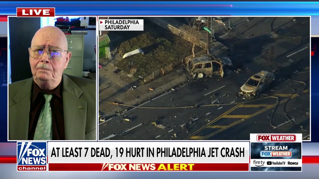  ‘Fragmentation’ makes it ‘difficult’ to establish cause of Philadelphia plane crash, expert says