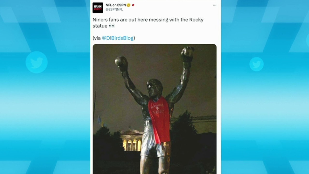 49ers rocky statue