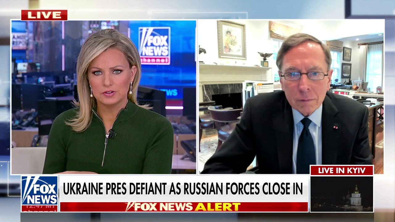 Former CIA director: Russian invasion turned into a 'difficult endeavor' for Putin
