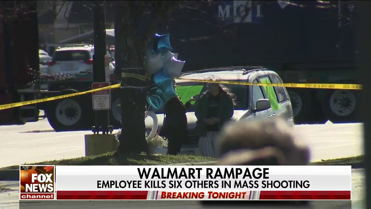 Walmart employee kills six others and self in shooting