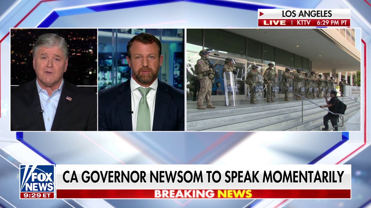 Sen. Markwayne Mullin, R-Okla., dissects California Gov. Gavin Newsom's presser on anti-ICE riots and makes the case that President Donald Trump is 'leading from the front' on 'Hannity.'