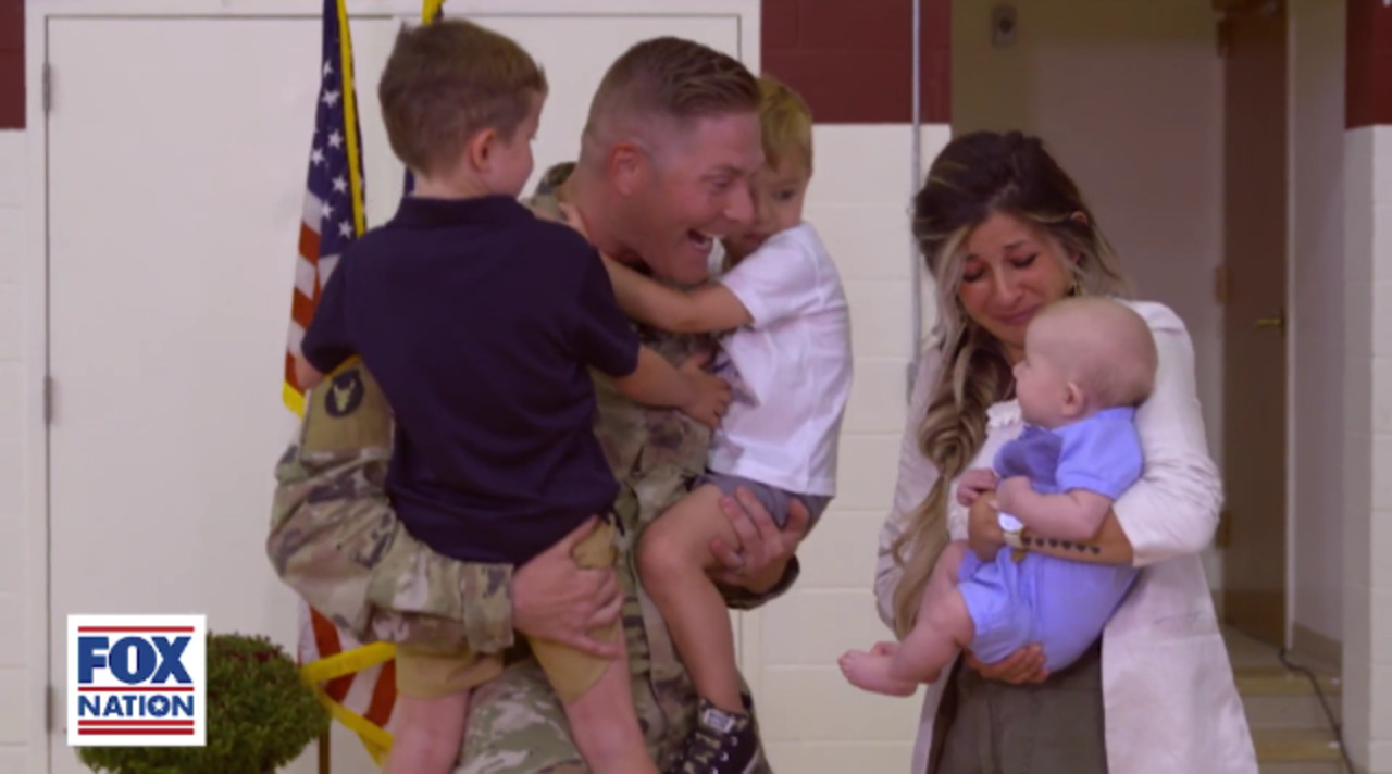 Patriot Awards 2020: Army Capt. John Klein reunited with his family