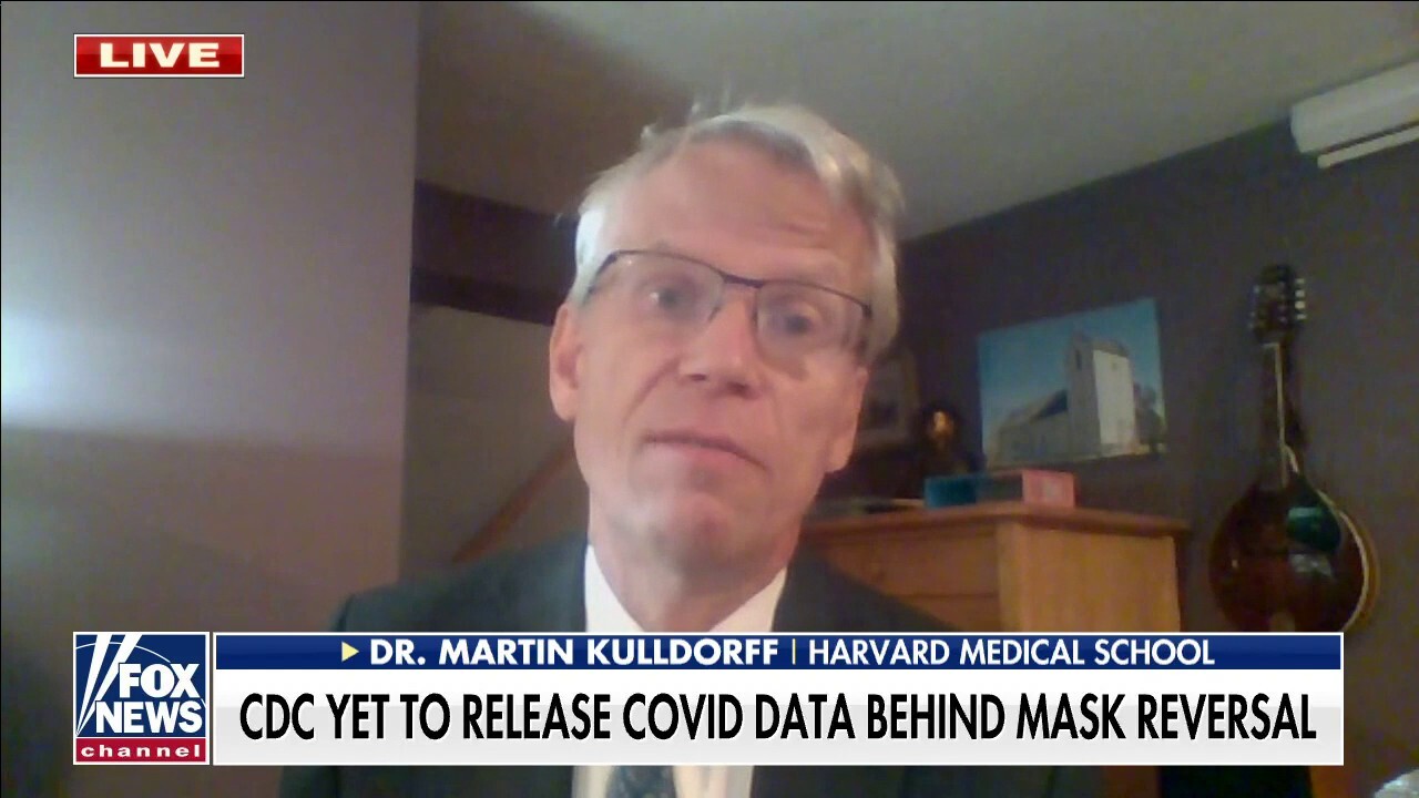 Scientific backing for CDC mask reversal most likely 'doesn't exist': Dr. Kulldorff