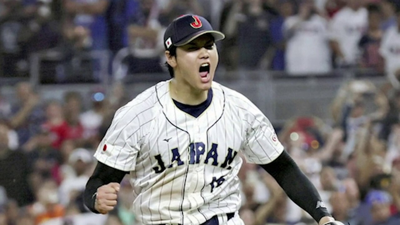 Shohei Ohtani agrees to 'historic' $700M megadeal with the Los Angeles Dodgers