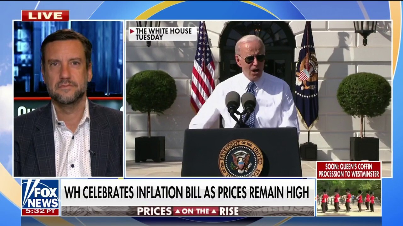 Travis rips Biden for celebrating spending bill: Everyone who planned event should be 'immediately fired'