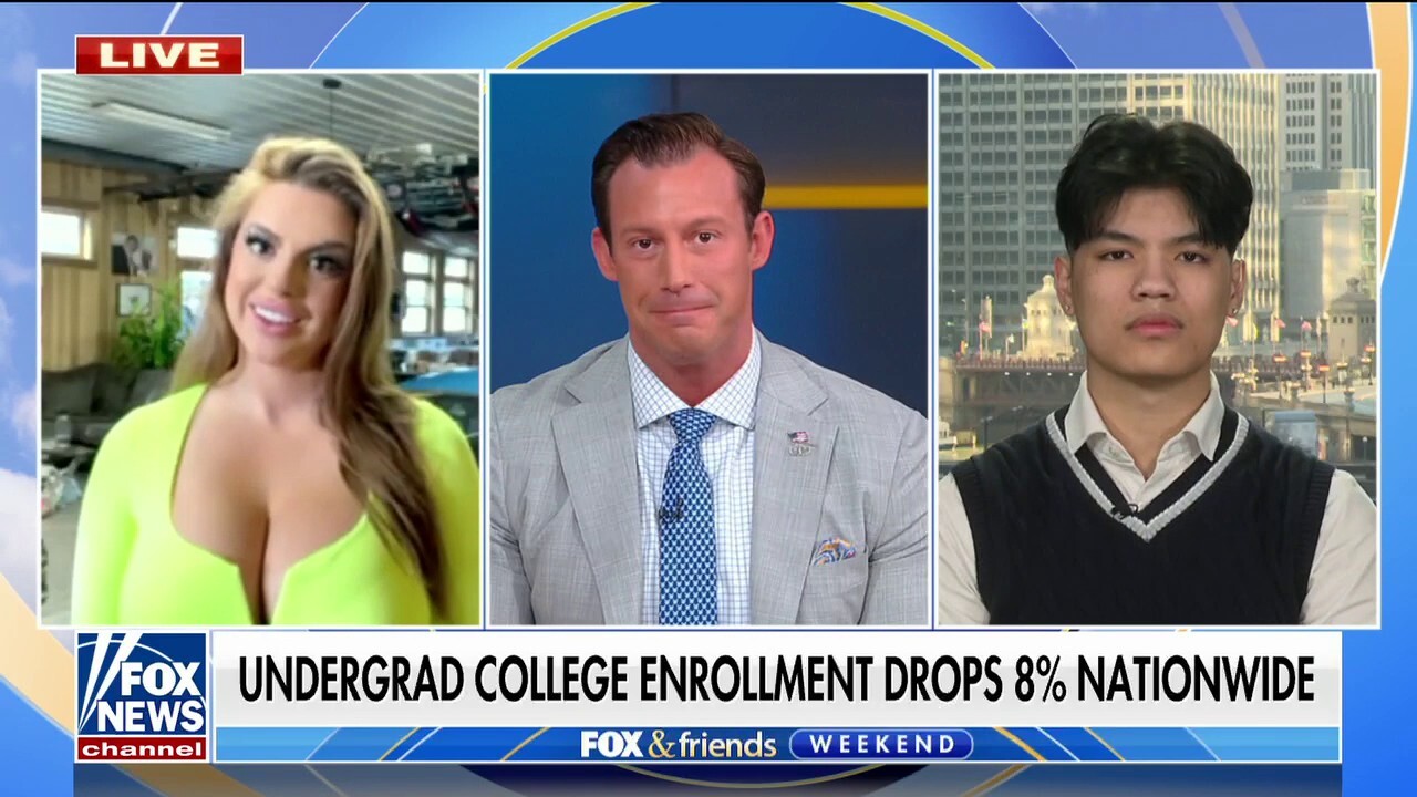  Undergrad college enrollment drops 8% nationwide