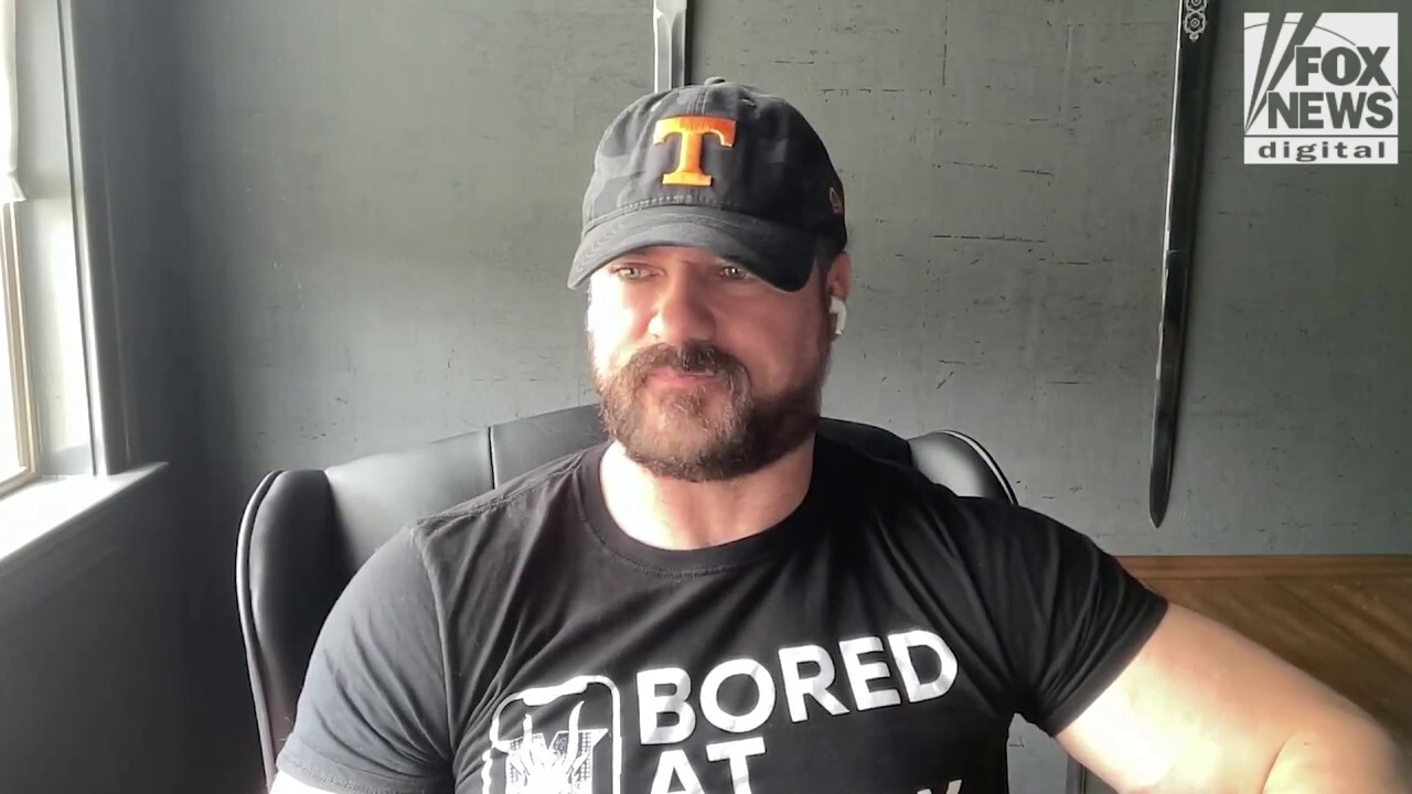 WWE's Drew McIntyre talks getting his 'bored at work' T-shirt finally made