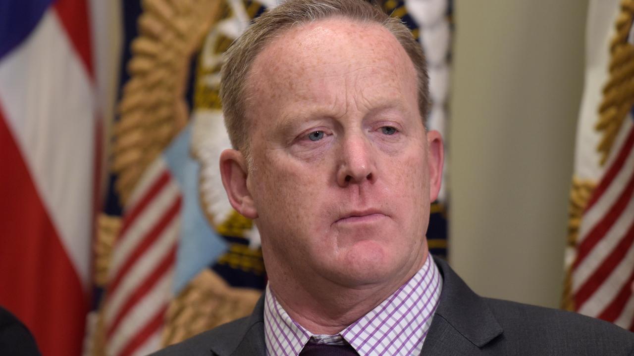 Sean Spicer to be promoted from press podium to new role