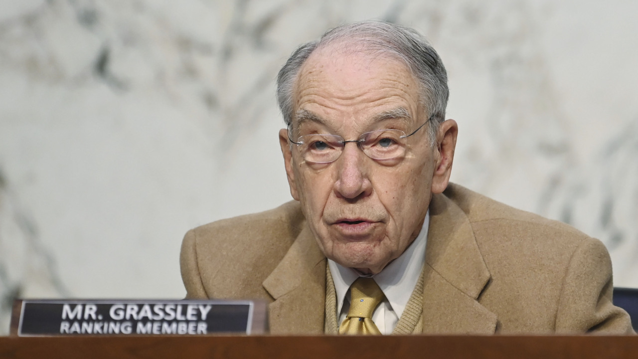 Grassley accuses DHS of withholding information from the Judiciary Committee