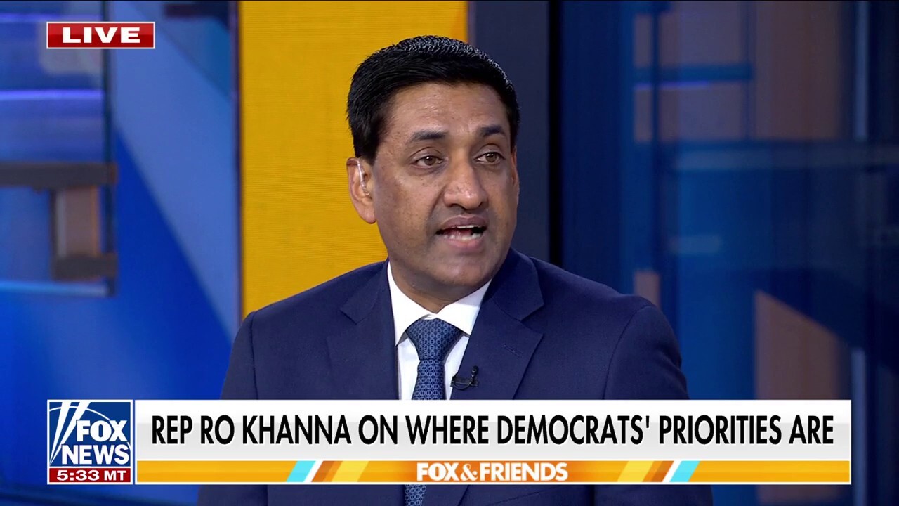 Rep. Khanna knocks Dem colleagues for not applauding child with cancer at Trump speech: 'Basic respect'