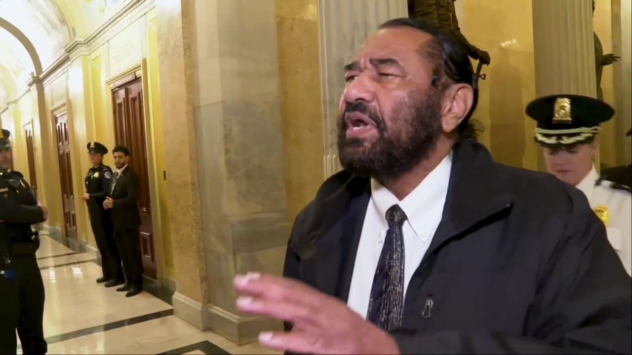 Dem Rep. Al Green doubles down on impeaching Trump after boot from president’s address to Congress