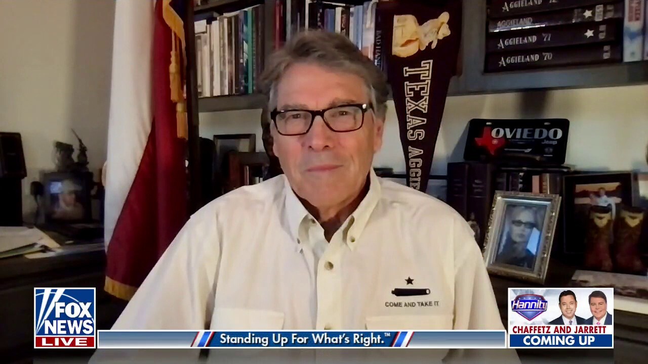 You must have a baseload of energy to keep the lights on when the wind doesn’t blow: Former energy secretary