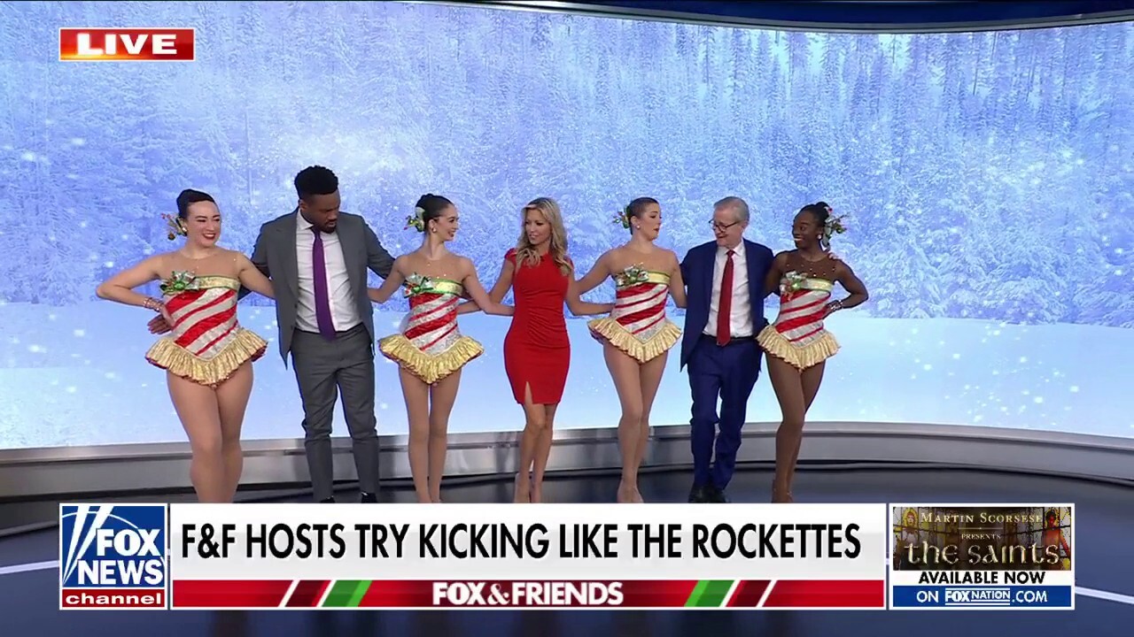 Radio City Rockettes celebrate Christmas season on 'Fox & Friends'