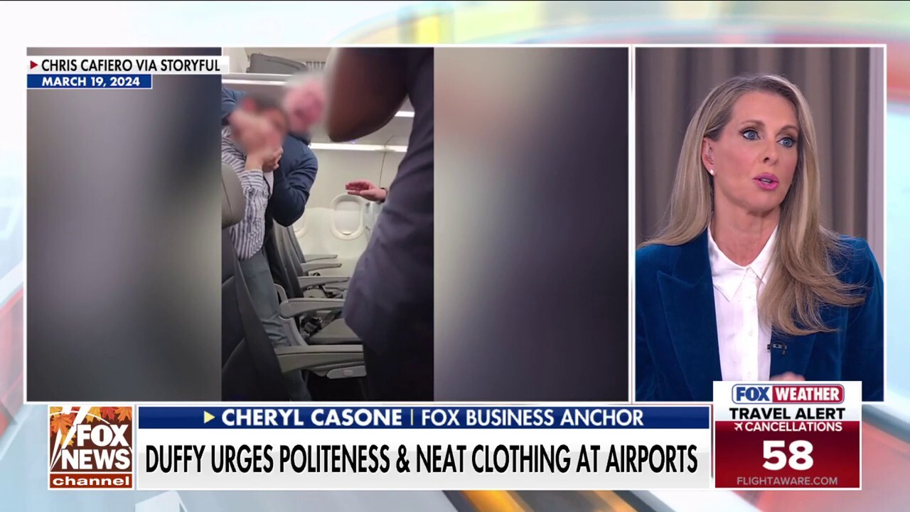 Duffy urges politeness and neat clothing at airports amid Thanksgiving travel rush