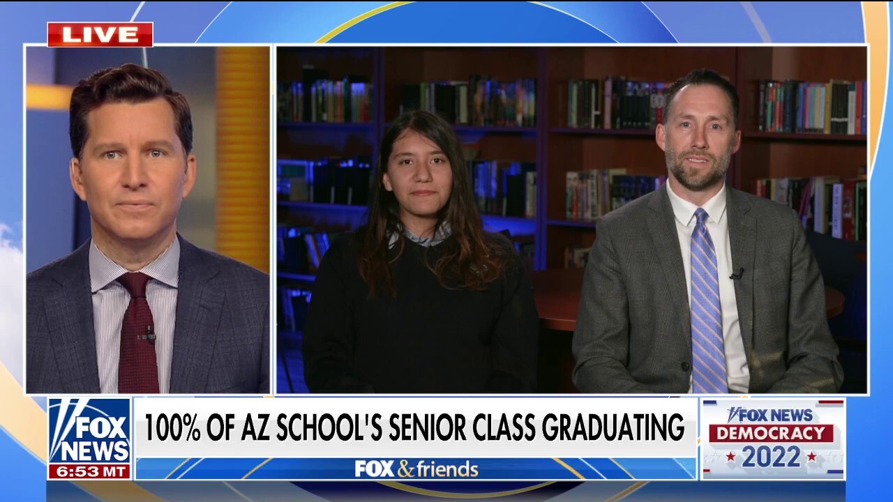 Arizona charter school celebrates 100% of seniors receiving diplomas in first-ever graduating class – World news