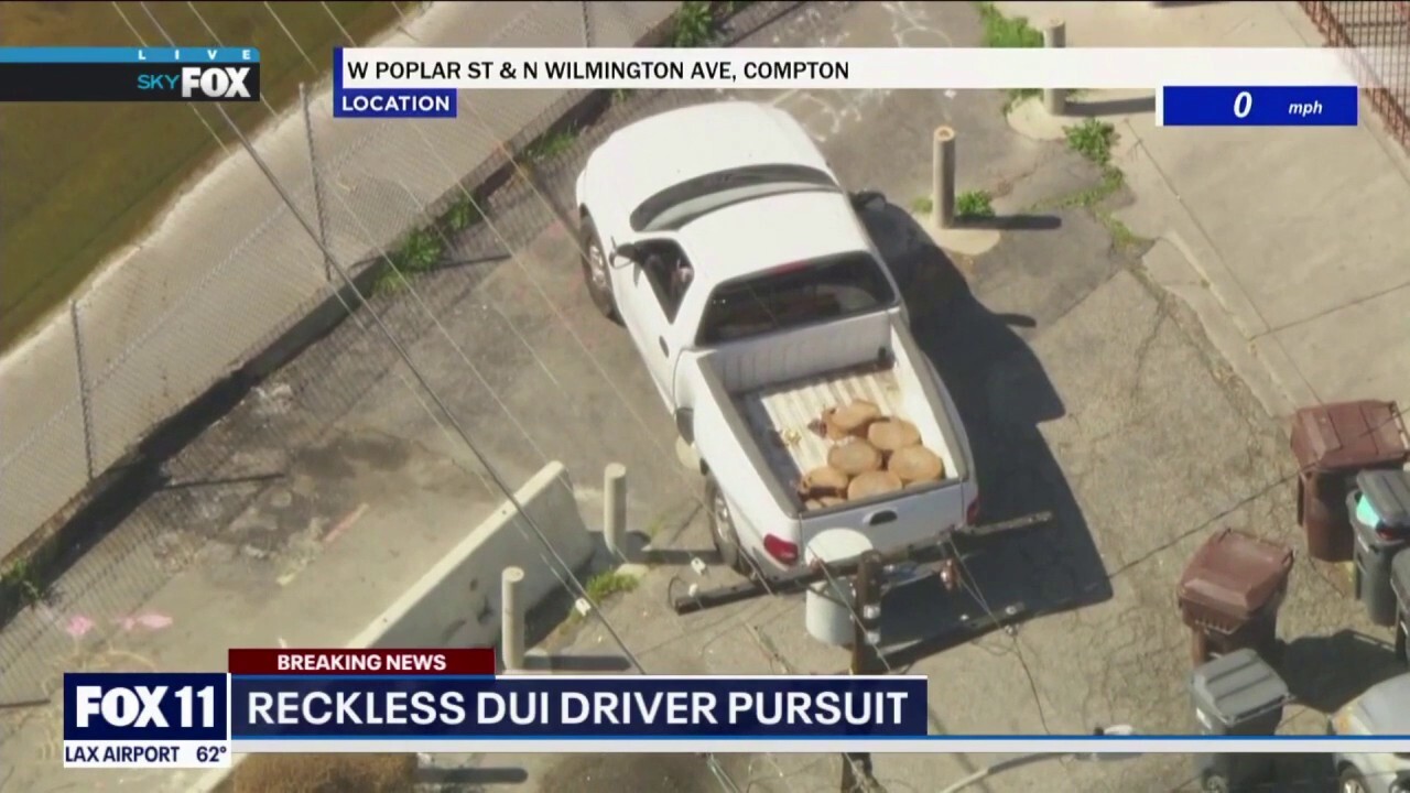 Suspected Los Angeles-area DUI driver leads authorities on car chase